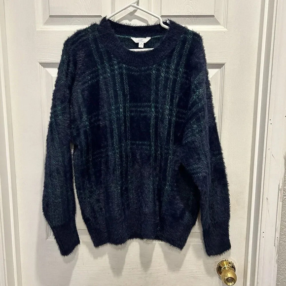 Time and‎ Tru Women's Size 8-10 Medium Sweater Navy Blue Green Plaid Eyelash - Picture 1 of 7